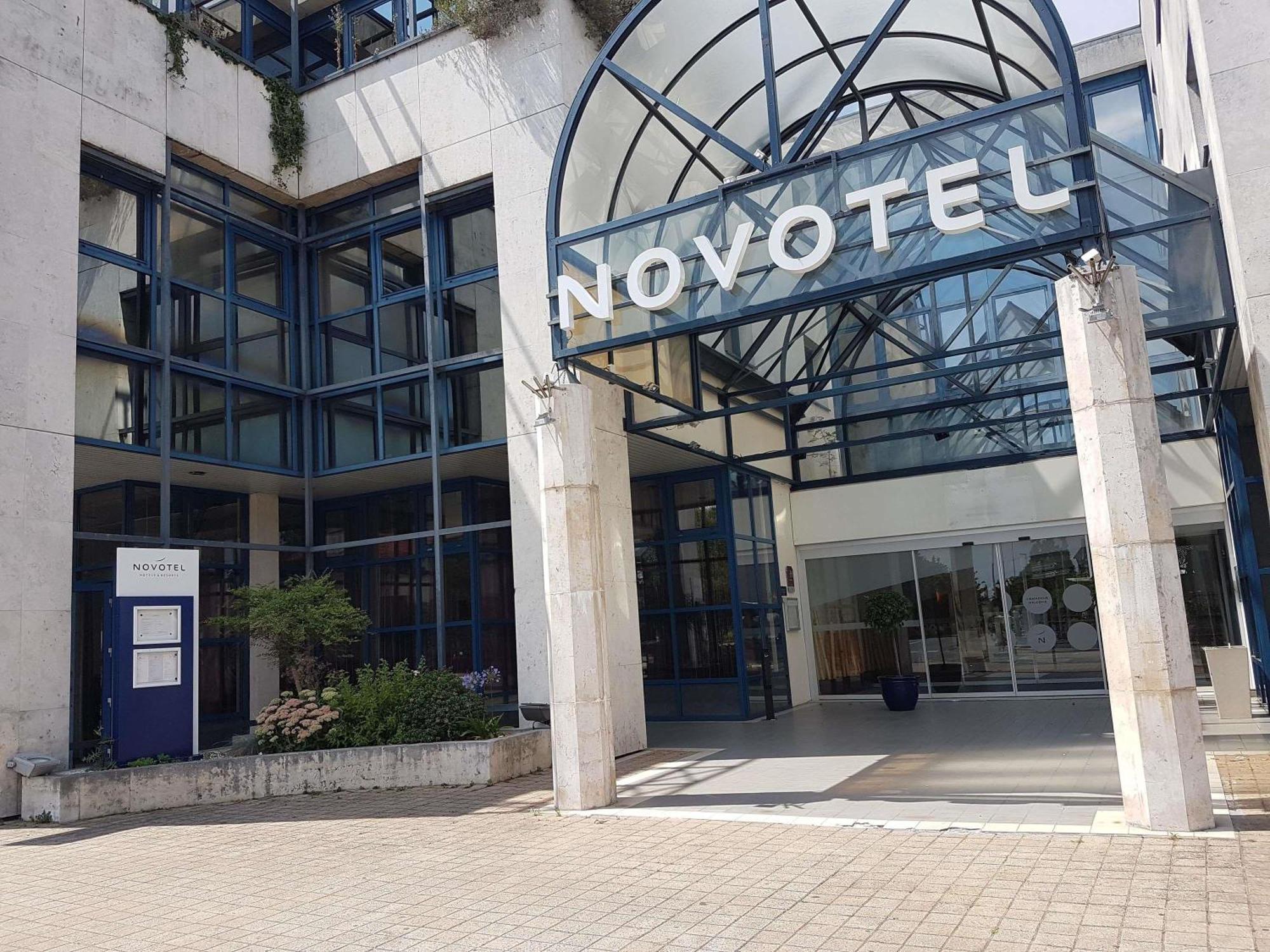 Novotel Blois Centre Val De Loire Buitenkant foto